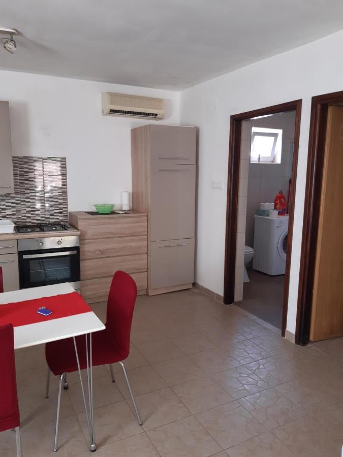 Lave II Cozy House Villa Ližnjan Buitenkant foto
