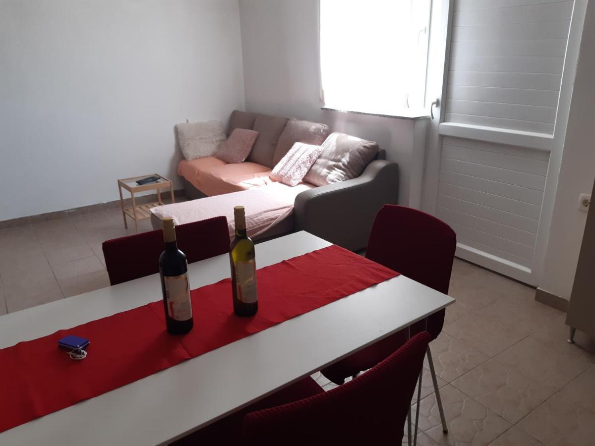 Lave II Cozy House Villa Ližnjan Buitenkant foto