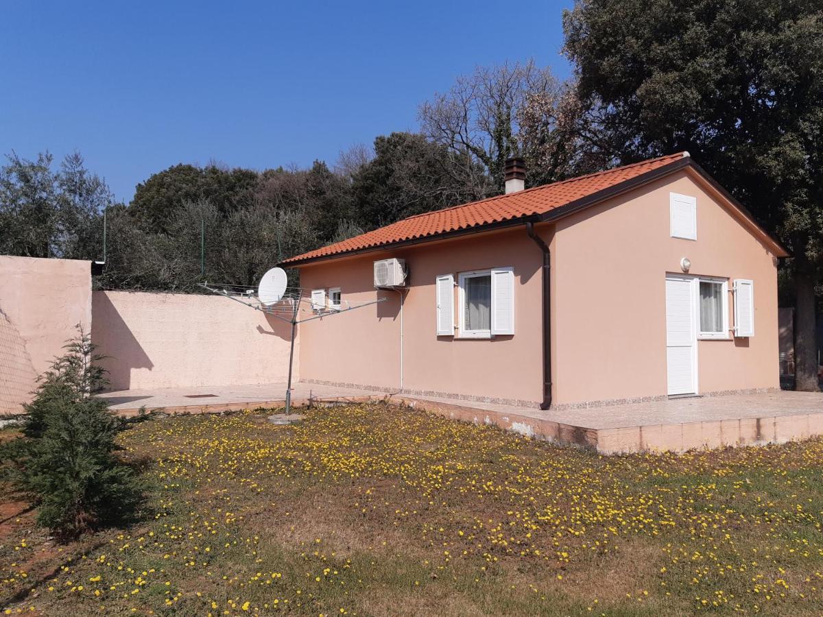 Lave II Cozy House Villa Ližnjan Buitenkant foto