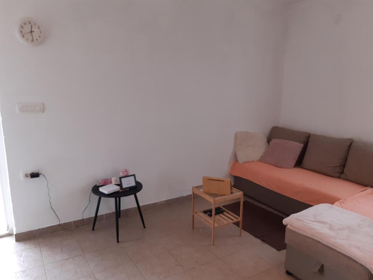 Lave II Cozy House Villa Ližnjan Buitenkant foto
