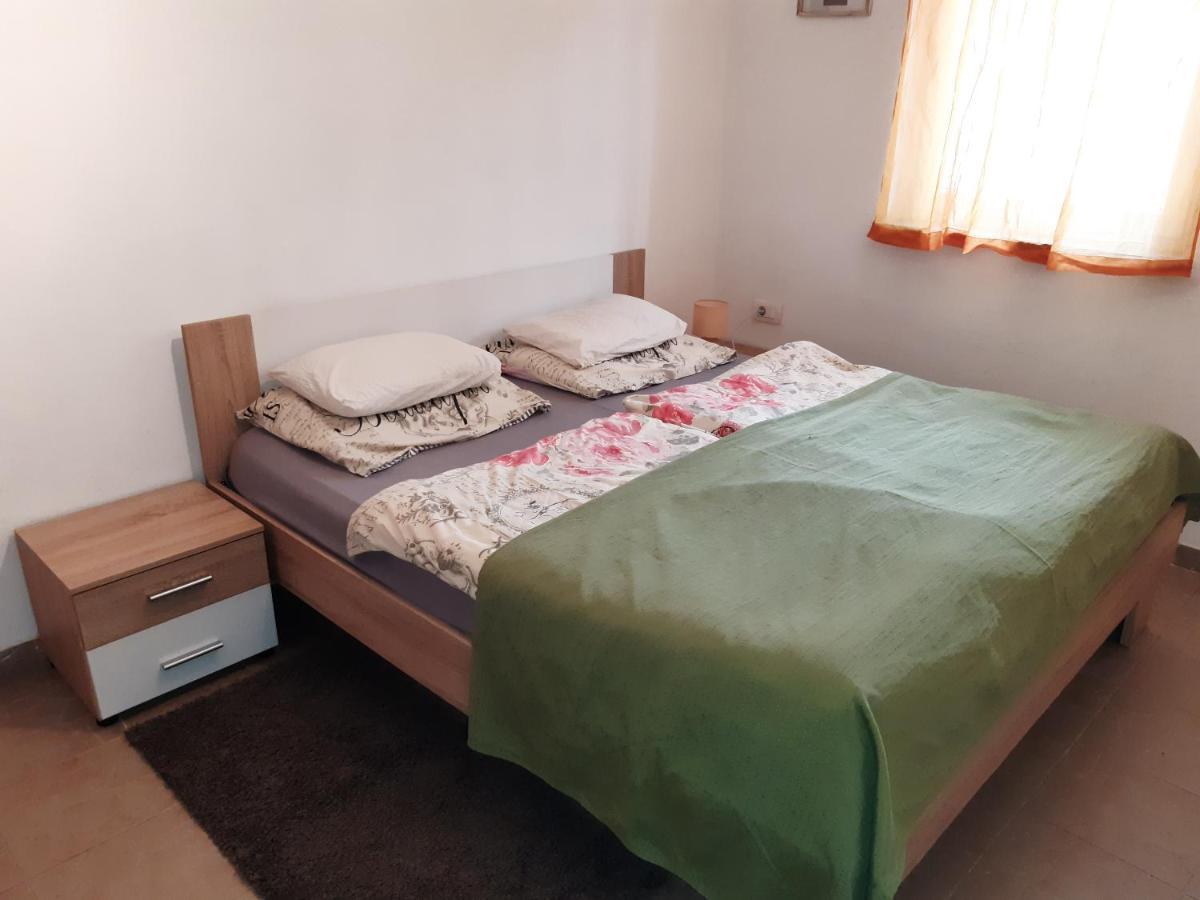 Lave II Cozy House Villa Ližnjan Buitenkant foto